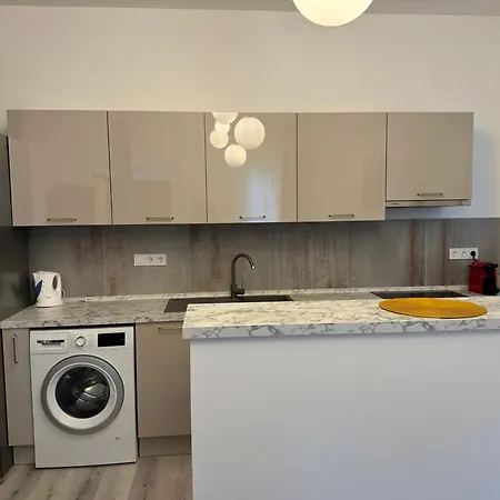 Apartment Suzannah By The Danube