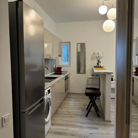 Apartment Suzannah By The Danube Budapest